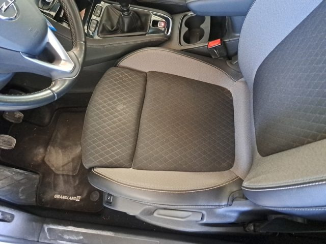 OPEL Grandland X usata, con Climatizzatore