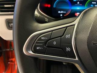 RENAULT Clio usata, con Sensori di parcheggio posteriori