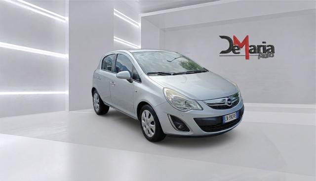 OPEL Corsa usata, con Airbag