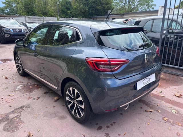 RENAULT Clio usata, con Autoradio