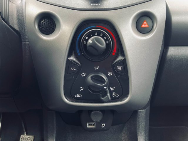 TOYOTA Aygo usata, con ESP