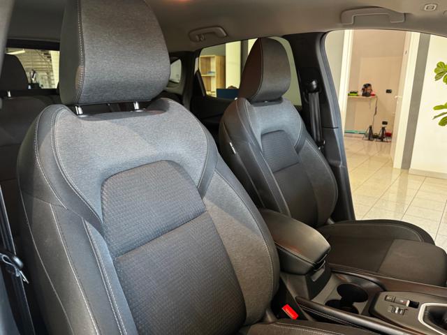 NISSAN Qashqai usata, con Controllo automatico clima