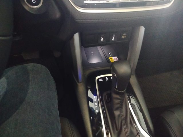 TOYOTA Corolla Cross usata, con Fari Xenon