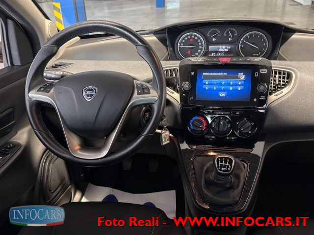 LANCIA Ypsilon usata, con Fendinebbia