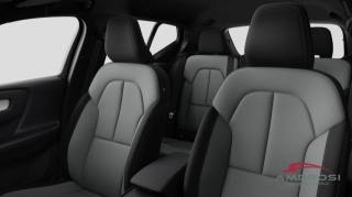 VOLVO XC40 usata 11