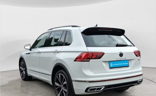 VOLKSWAGEN Tiguan usata, con Airbag laterali