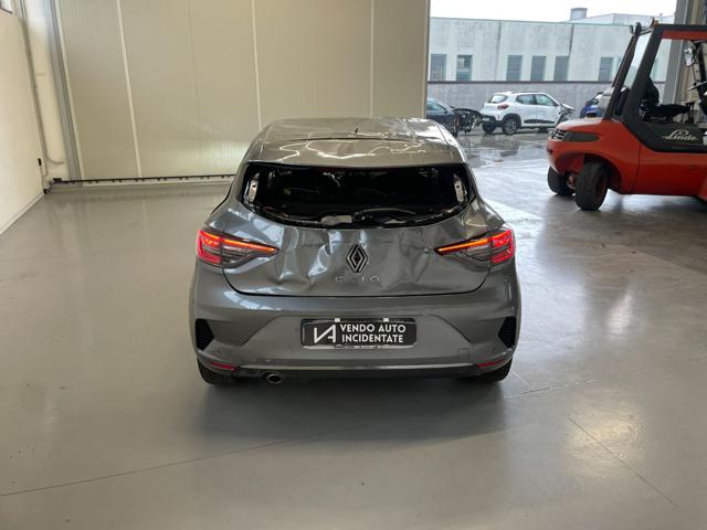 RENAULT Clio usata, con Autoradio