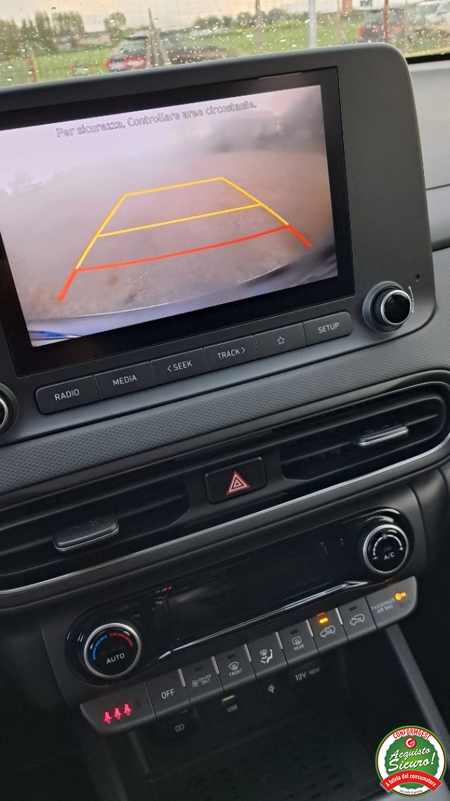 HYUNDAI Kona usata, con Autoradio