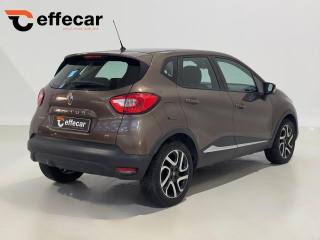 RENAULT Captur usata, con Autoradio