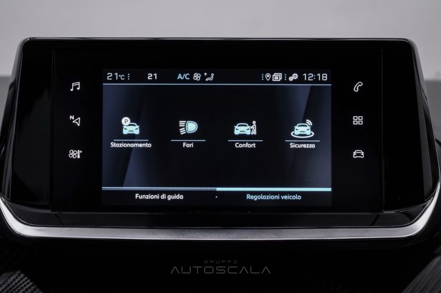PEUGEOT 208 usata, con Touch screen