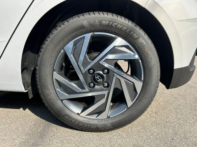 HYUNDAI i20 usata, con Controllo elettronico della corsia