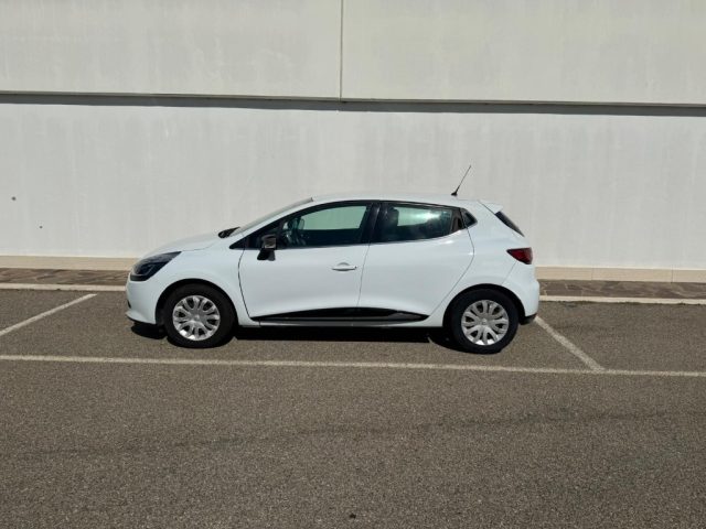 RENAULT Clio usata, con Airbag