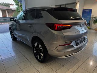 OPEL Grandland usata, con Boardcomputer