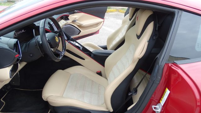 FERRARI Roma usata, con Servosterzo