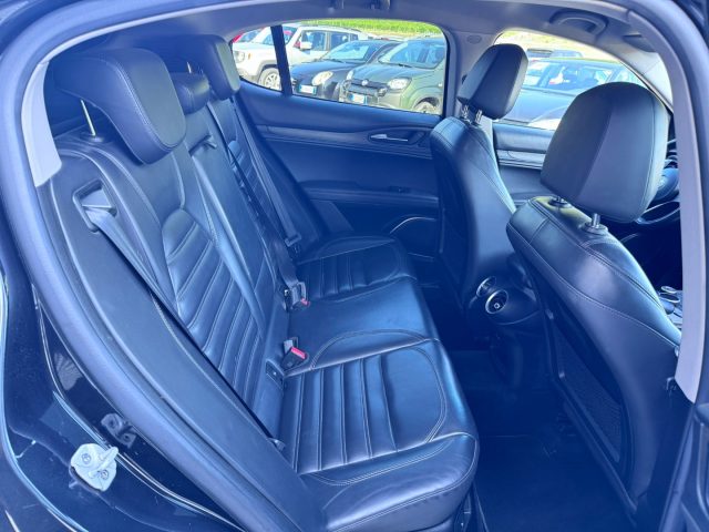 ALFA ROMEO Stelvio usata, con Lettore CD