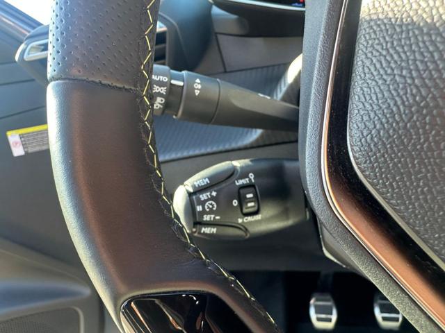 PEUGEOT 208 usata, con Volante in pelle