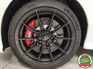 TOYOTA Yaris usata, con Bluetooth