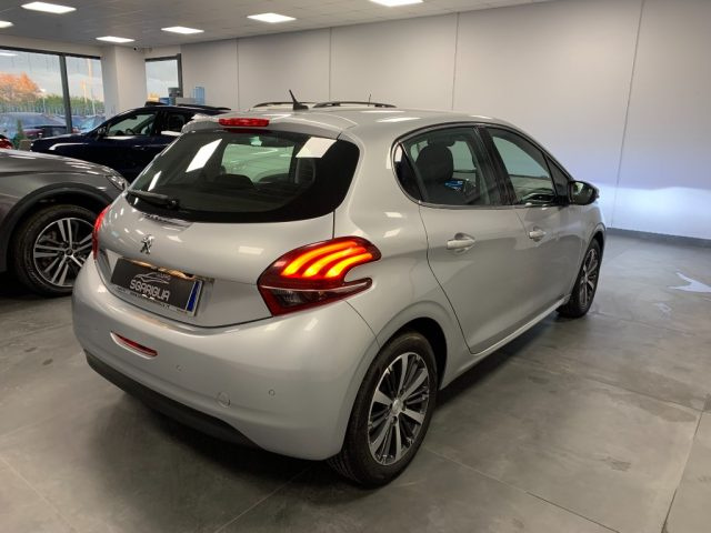 PEUGEOT 208 usata, con Airbag Passeggero