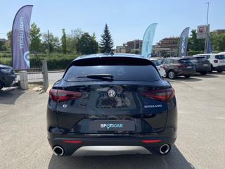 ALFA ROMEO Stelvio usata, con Alzacristalli elettrici