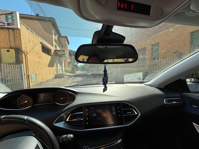 PEUGEOT 308 usata, con Fendinebbia