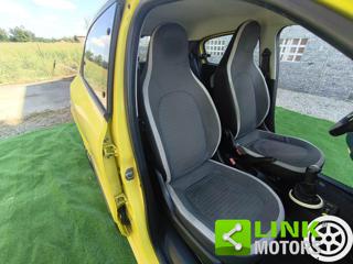 RENAULT Twingo usata 9