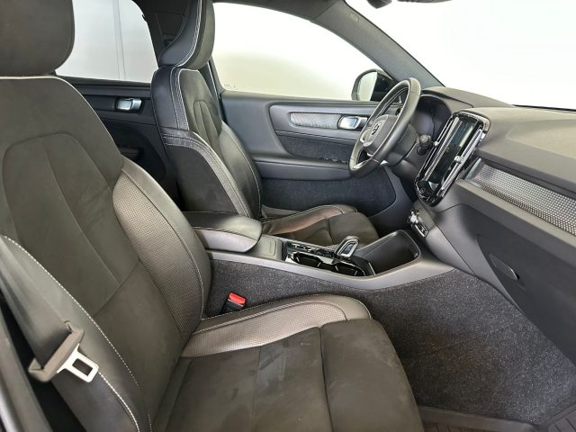 VOLVO XC40 usata, con Climatizzatore