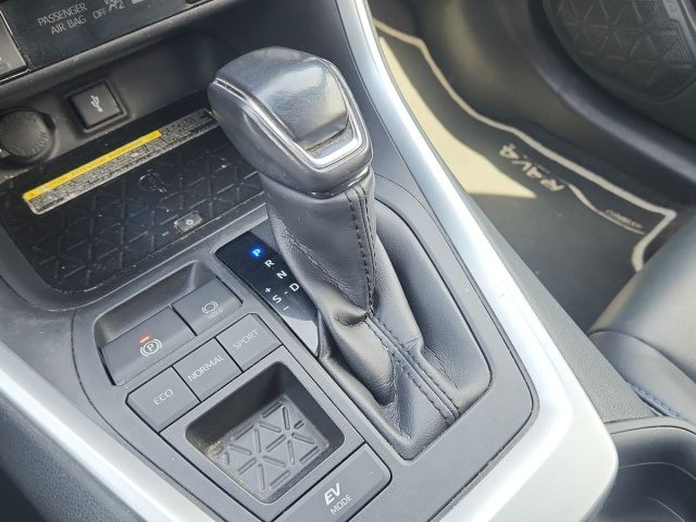 TOYOTA RAV 4 usata, con Sensori di parcheggio posteriori