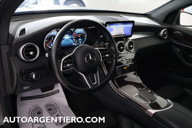 MERCEDES-BENZ GLC 300 usata, con Alzacristalli elettrici