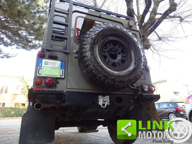 LAND ROVER Defender usata 29