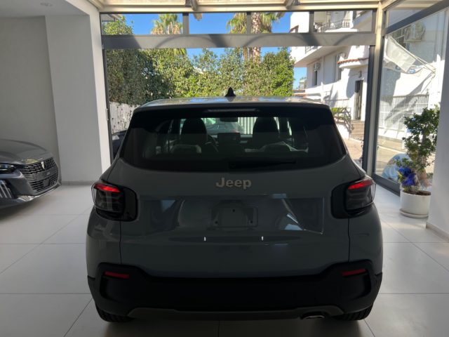 JEEP Avenger usata, con Controllo automatico clima