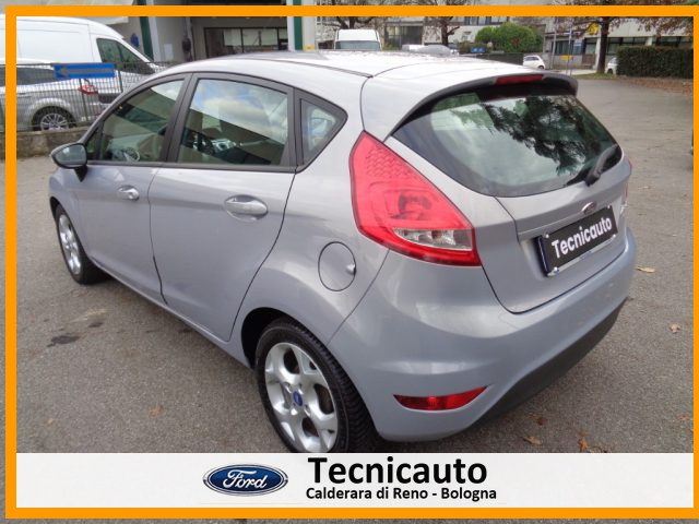 FORD Fiesta usata, con Autoradio