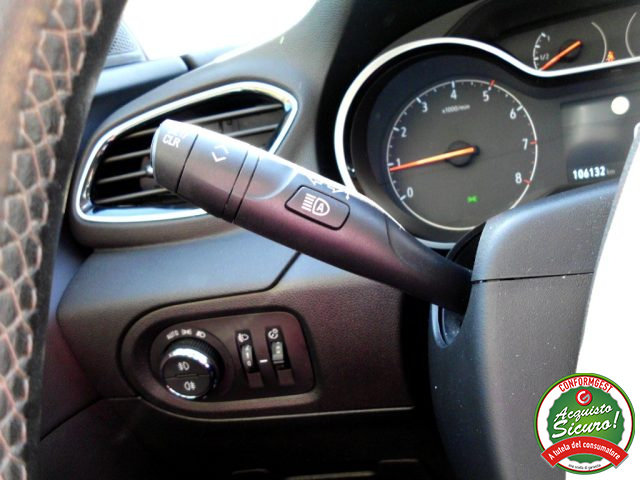 OPEL Grandland X usata, con Luci diurne LED