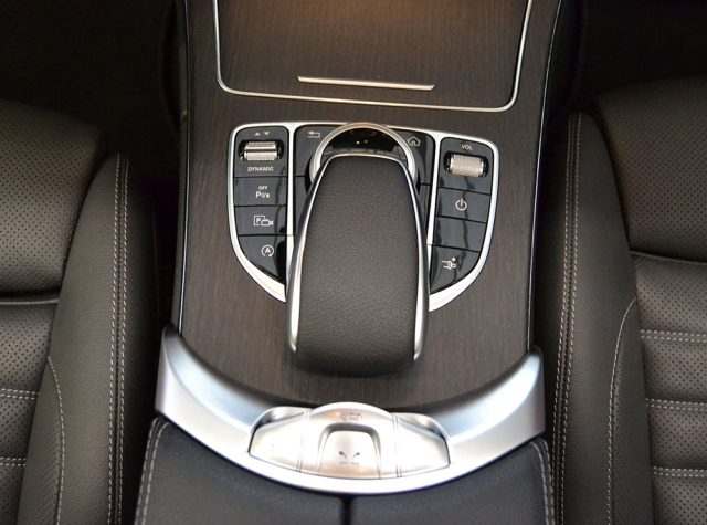 MERCEDES-BENZ C 200 usata, con Cronologia tagliandi