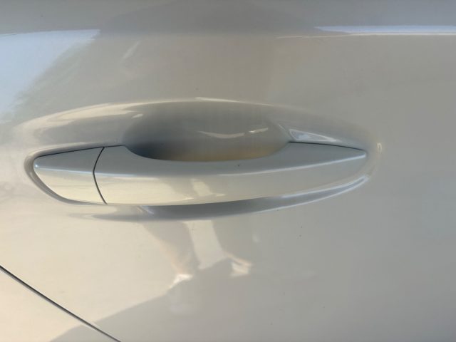 PEUGEOT 208 usata 42