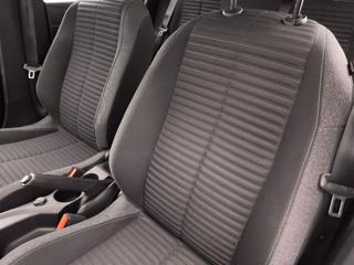 PEUGEOT 208 usata, con Controllo automatico clima