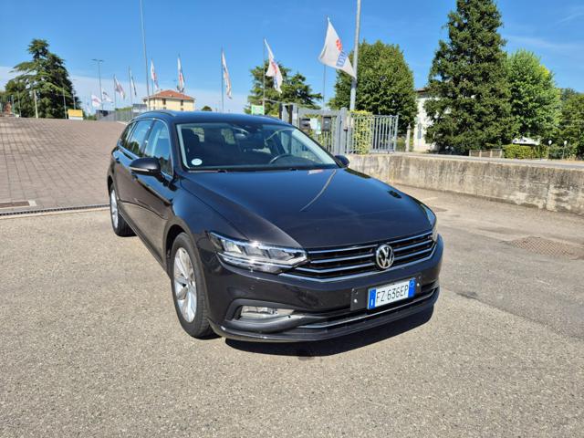 VOLKSWAGEN Passat Variant usata, con Airbag Passeggero