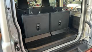 SUZUKI Jimny usata, con Telecamera per parcheggio assistito