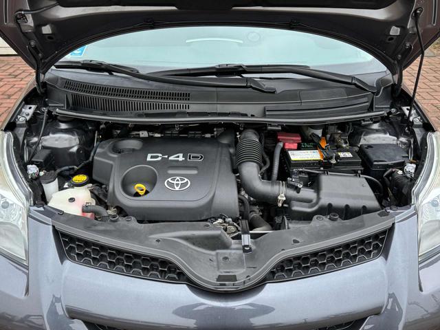 TOYOTA Urban Cruiser usata, con ESP