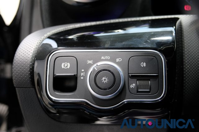 MERCEDES-BENZ A 200 usata, con Chiusura centralizzata telecomandata