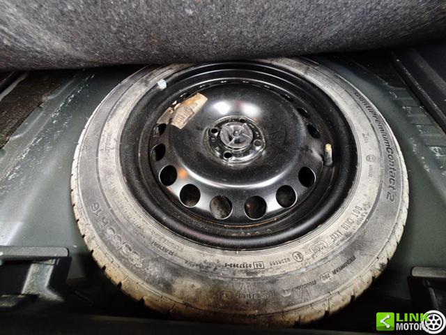 OPEL Corsa usata, con Specchietti laterali elettrici