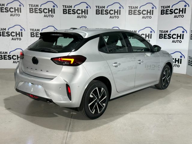 OPEL Corsa usata, con USB