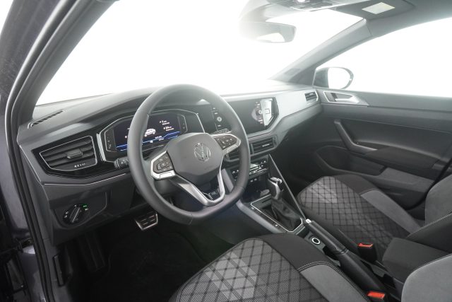 VOLKSWAGEN Taigo usata 1