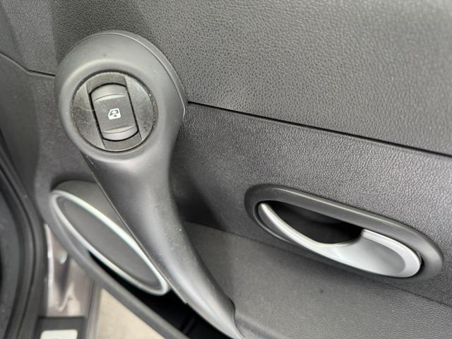 RENAULT Clio usata, con Volante multifunzione