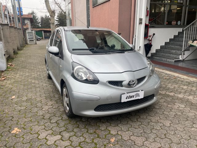 TOYOTA Aygo usata, con ABS