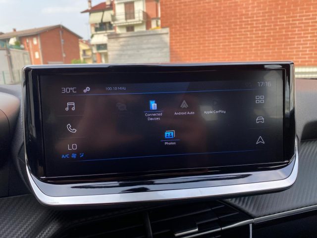 PEUGEOT 2008 usata, con Specchietti laterali elettrici
