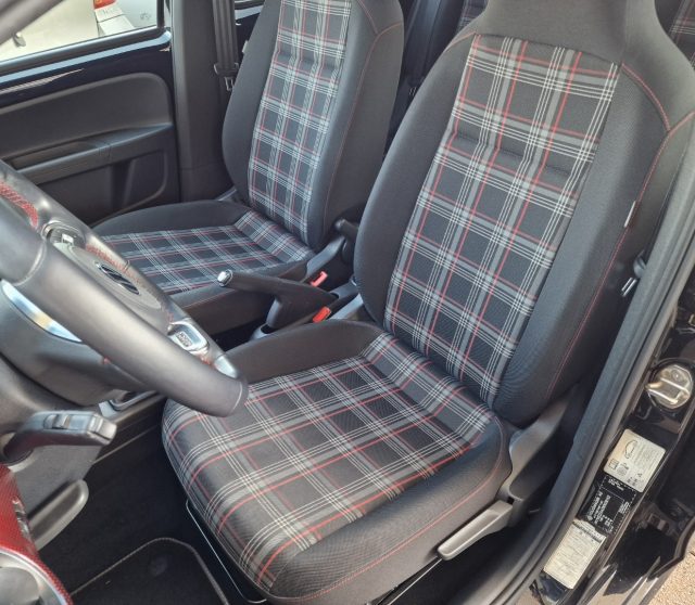 VOLKSWAGEN up! usata, con Cruise Control