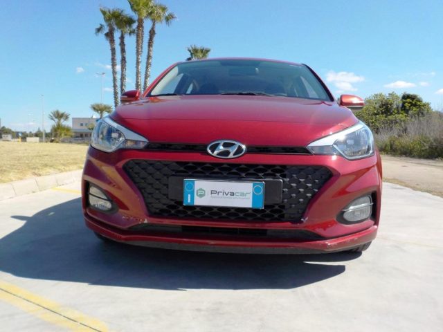 HYUNDAI i20 usata, con Airbag laterali