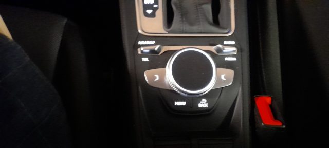 AUDI Q2 usata 25