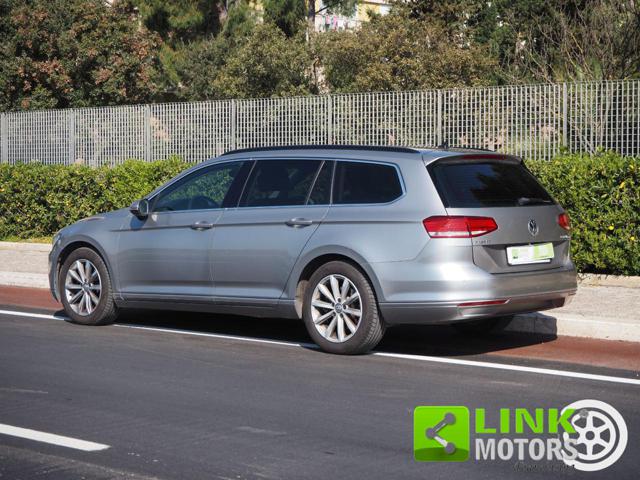 VOLKSWAGEN Passat Variant usata, con Sedile posteriore sdoppiato