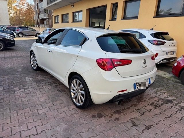 ALFA ROMEO Giulietta usata, con Airbag Passeggero